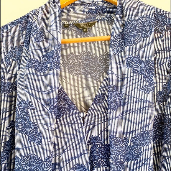 Women’s GUESS Blouse - Picture 3 of 6